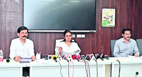 5న మెగా పేరెంట్స్‌ టీచర్స్‌ మీట్‌