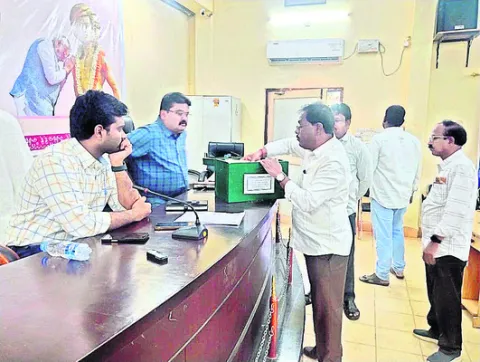 గిరిమిత్రలో టెండర్‌ ప్రక్రియ 