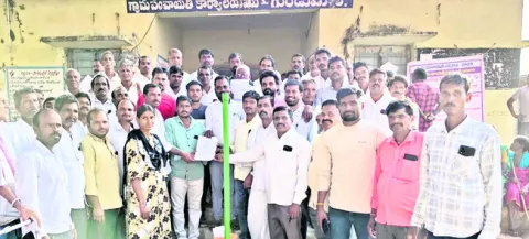 జిల్లాలో ఆరు ఏకగ్రీవాలు 