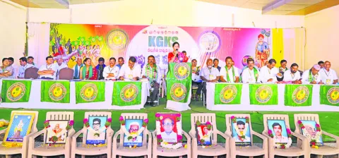 కల్లుగీత వృత్తిని ఆధునీకరించాలి