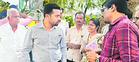 రైతులు సొంత వాహనాల్లో ధాన్యం రవాణా చేసుకోవచ్చు 