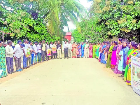 పారదర్శకంగా రుణాల మంజూరు 
