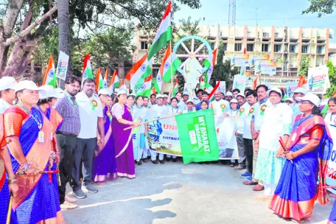 సర్దార్‌ వల్లభాయ్‌ పటేల్‌ కృషితో దేశ ఐక్యత