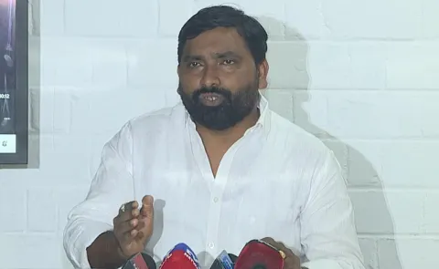 AP MRPS President Dasari Suvarna Raju Demands Close The Liquor Belt Shops