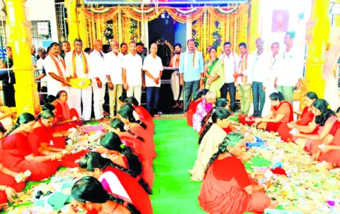 కురుమూర్తిస్వామి హుండీ ఆదాయం రూ.28.7 లక్షలు