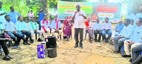 పచ్చని పొలాల్లో నేవీ డిపో వద్దు 