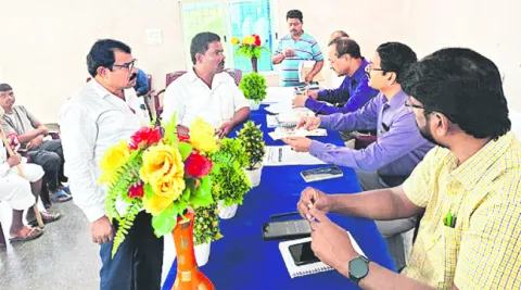 15 రోజుల్లో సమస్యలన్నీ పరిష్కరిస్తాం 