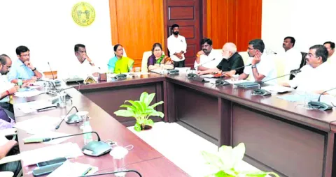 చెర్వుగట్టు అభివృద్ధిపై మంత్రుల సమీక్ష