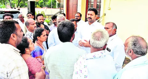 డైవర్షన్‌ పాలిటిక్స్‌ బాబుకు అలవాటే 