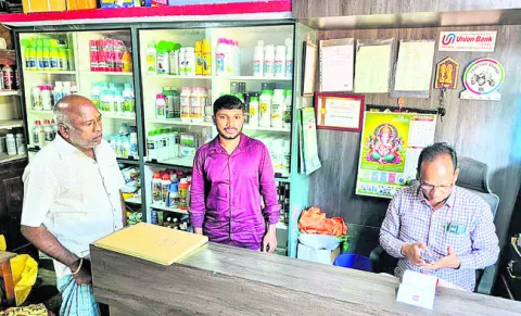 కాలం చెల్లిన మందులు అమ్మొద్దు
