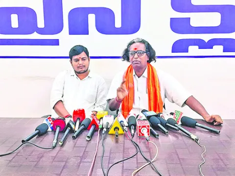 ఎమ్మెల్యే ట్రాన్స్‌పోర్టు మాఫియాను అరికట్టాలి 