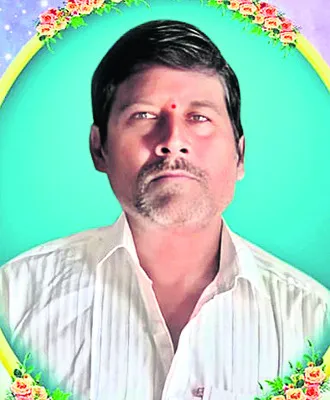 అప్పుల బాధతో గొర్రెల వ్యాపారి..
