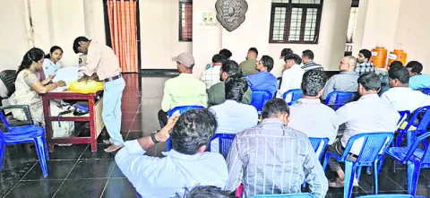 జైల్‌లో తాత్కాలిక ఉద్యోగాలకు ఇంటర్వ్యూలు 