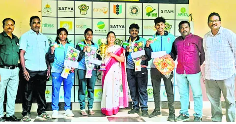 వెయిట్‌ లిఫ్టింగ్‌ చాంపియన్‌ ‘సత్య’ 