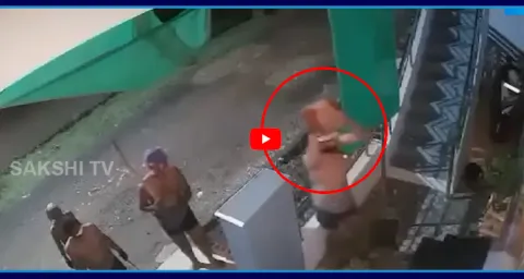 Chaddi Gang Midnight Door Smash Video  1