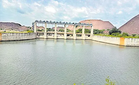 Karnataka green signal for land acquisition for raising the height of Almatti