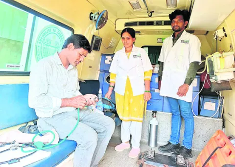 అత్యవసరం మేరకే  అంబులెన్స్‌ సేవలు
