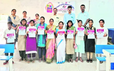 ఆకట్టుకున్న సైన్స్‌ డ్రామా పోటీలు 