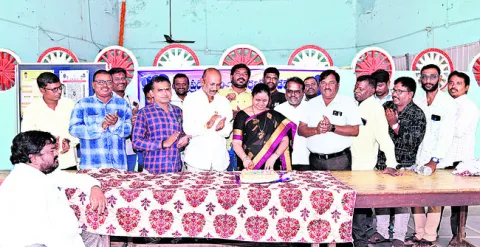జర్నలిస్టుల సమస్యలపై పోరుబాట