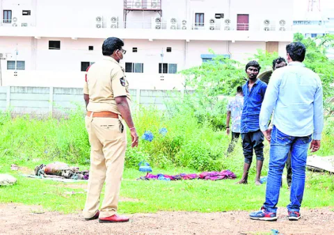 మహిళ అనుమానాస్పద మృతి 