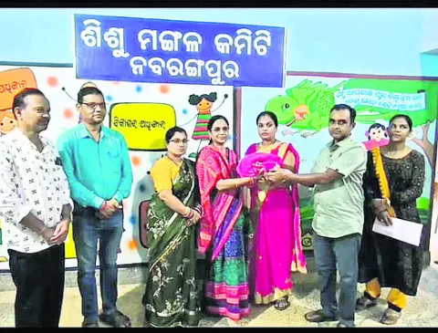 దత్తత శిశువుని సంరక్షించిన అధికారులు