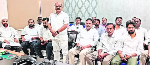 పెద్దిరెడ్డి కుటుంబాన్ని విమర్శిస్తే సహించం 