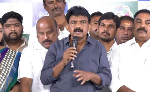 YSRCP Leaders Serious Comments On CBN And Lokesh