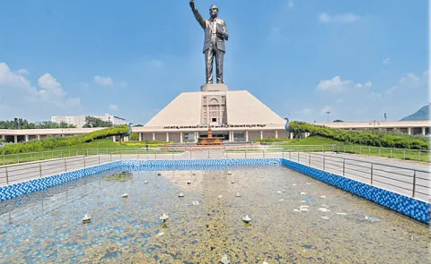 The surroundings of the BR Ambedkar Mahashilpam are littered with garbage