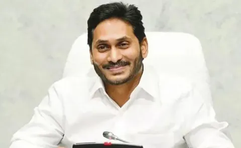 YSRCP President YS Jagan Mohan Reddy to meet student wing leaders