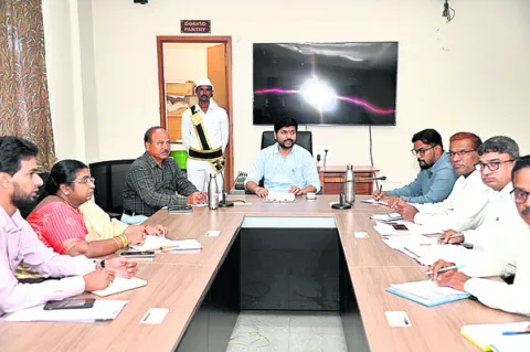 ధాన్యం కొనుగోళ్లు పకడ్బందీగా చేపట్టాలి