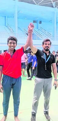 జాతీయ రెజ్లింగ్‌ పోటీలకు మైదుకూరు విద్యార్థి ఎంపిక 