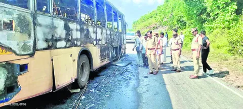 ఒడిశా ఆర్టీసీ బస్సు దగ్ధం
