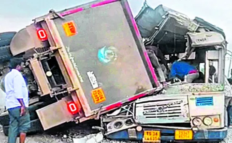 No help for Mirjaguda road accident victims