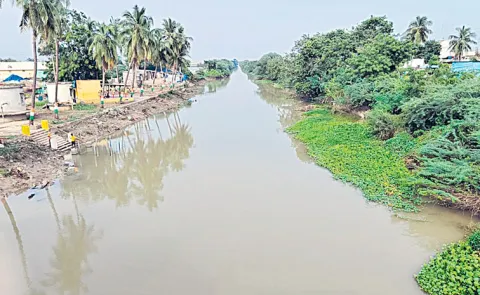 Farmers are preparing to fight against the lift irrigation scheme centered in Amaravati