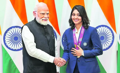 Modi fun conversation with World Cup winners