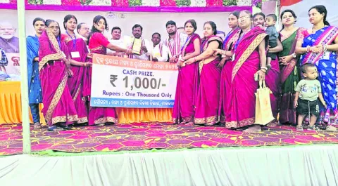 చేపల పెంపకంతో స్వయం ఉపాధి 