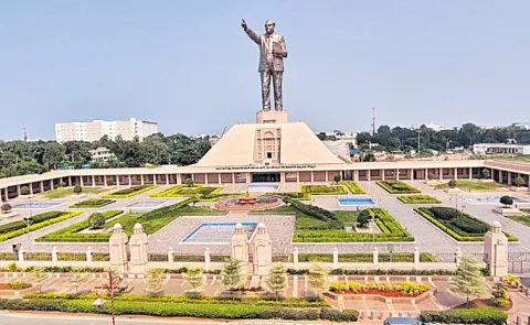 Government sanitation work at Ambedkar Memorial Park
