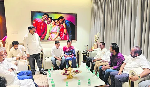 కూటమి వైఫల్యాలను నిలదీస్తున్నందుకే అక్రమ అరెస్టు 