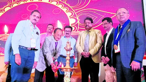 ఆధునిక వైద్యపరిజ్ఞానాన్ని అందిపుచ్చుకోవాలి 