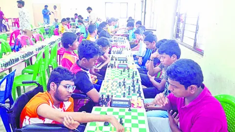 కొనసాగుతున్న స్కూల్‌ గేమ్స్‌