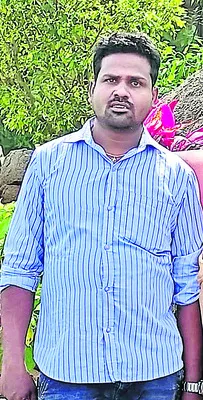 అప్పుల బాధ భరించలేక వ్యక్తి ఆత్మహత్య 