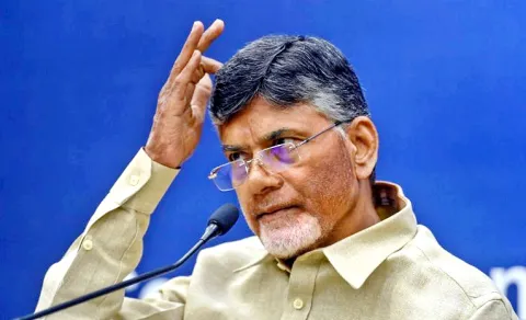 Kommineni Srinivasa Rao Comments On Chandrababu Visakha Steel