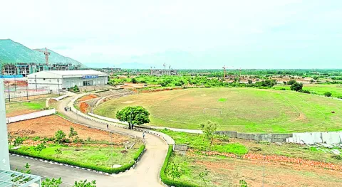 ఐఐటీ విద్యార్థులకు క్రీడా పోటీలు 