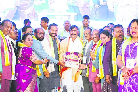 పర్యావరణహితానికి పాటుపడాలి