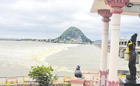 Krishna basin contains major reservoirs with significant capacity