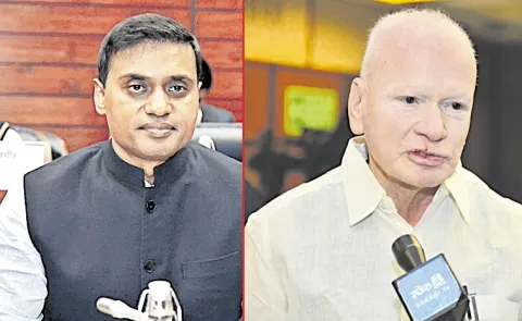 Mithun Reddy and Subhash Chandra Bose at the all-party meeting held in Delhi