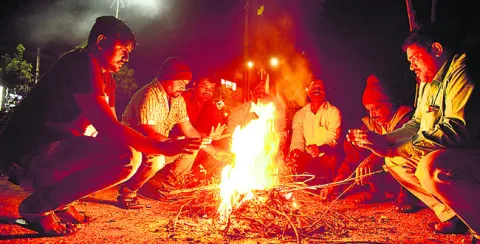 ఈదురుగాలులతో గజ గజ
