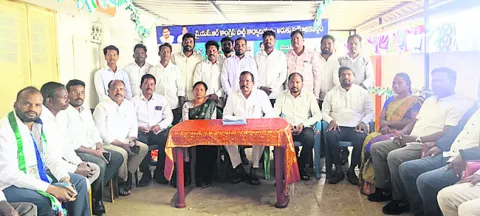 ఉద్యమ స్ఫూర్తితో కోటి సంతకాల సేకరణ 