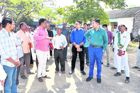 అప్రమత్తంగా ఉండాలి