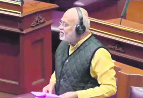 భూబాధిత రైతులను ఆదుకోండి